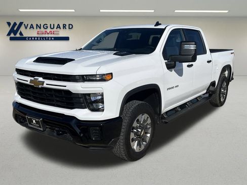 Used 2025 Chevrolet Silverado 2500 Custom w/ Custom Convenience Package image 1
