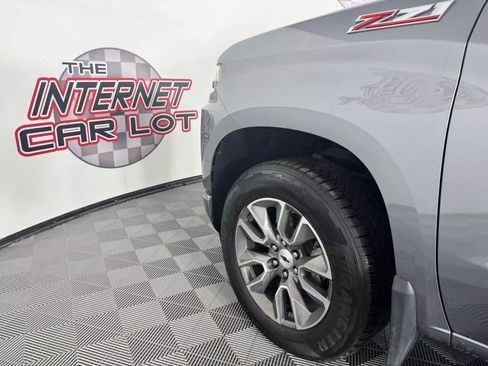 Used 2021 Chevrolet Silverado 1500 RST AWD/4WD image 25