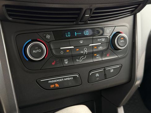 Used 2019 Ford Escape SE AWD/4WD image 11