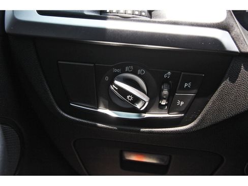 Used 2024 BMW X4 xDrive30i AWD/4WD image 22