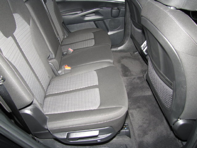 Used 2023 Kia Sorento LX FWD image 40