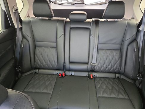 New 2026 Nissan Rogue Platinum w/ Tech Package AWD/4WD image 36