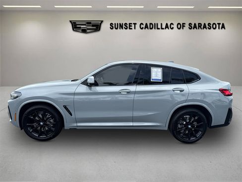 Used 2024 BMW X4 xDrive30i w/ Premium Package AWD/4WD image 7