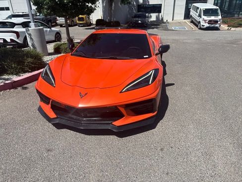 Used 2020 Chevrolet Corvette Stingray Coupe w/ Z51 Performance Package RWD image 3