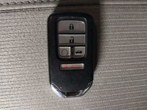 Used 2020 Honda Accord EX image 33