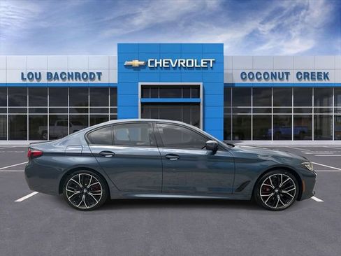 Used 2023 BMW 530i w/ M Sport Package RWD image 9