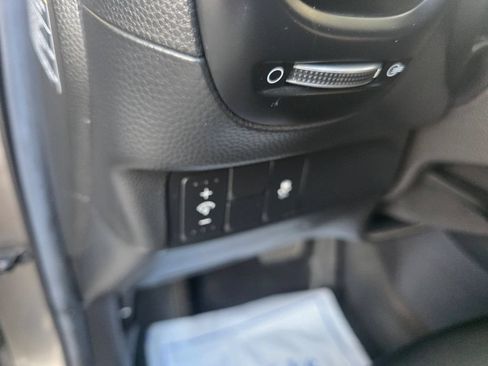 Used 2019 Kia Soul + FWD image 17