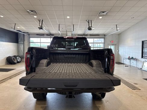 New 2026 GMC Sierra 2500 AT4X AWD/4WD image 17