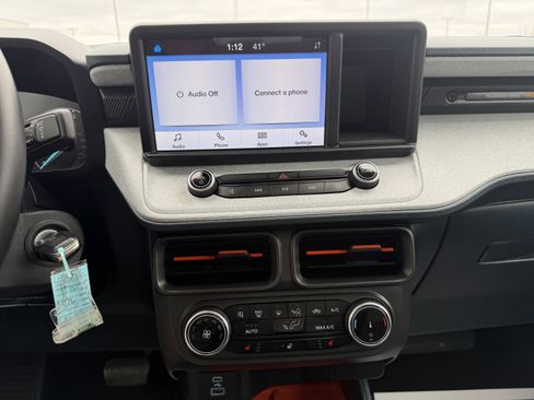 Certified 2023 Ford Maverick XLT w/ XLT Luxury Package FWD image 16
