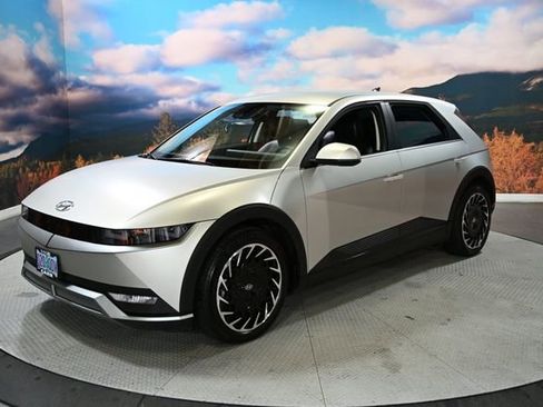 Used 2023 Hyundai Ioniq 5 SEL image 4