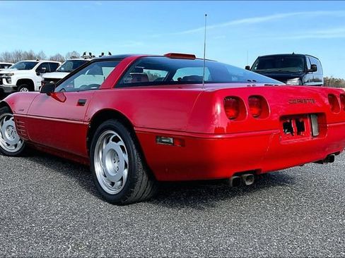 Used 1991 Chevrolet Corvette ZR-1 RWD image 3