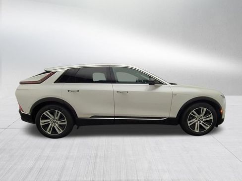 Certified 2024 Cadillac Lyriq Tech w/ Driver Assist Package AWD/4WD image 4