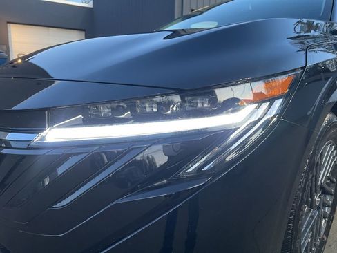 New 2026 Nissan Sentra SV w/ SV Convenience Package FWD image 18