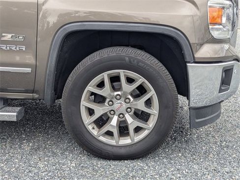 Used 2015 GMC Sierra 1500 SLT w/ SLT Crew Cab Value Package image 11