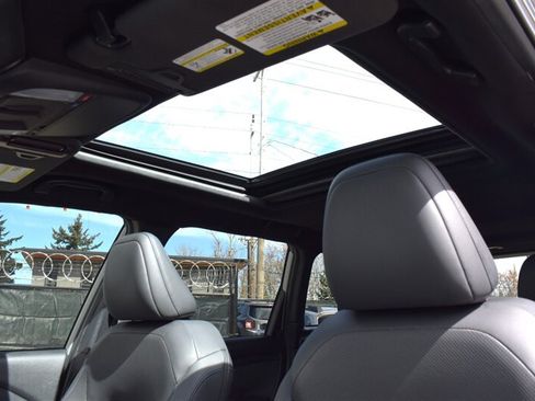 Used 2025 Subaru Forester Limited AWD/4WD image 12