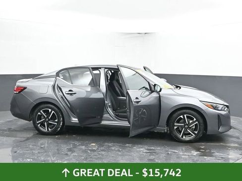 Used 2024 Nissan Sentra SV image 60