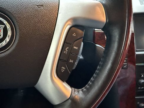 Used 2014 Cadillac Escalade Premium AWD/4WD image 25