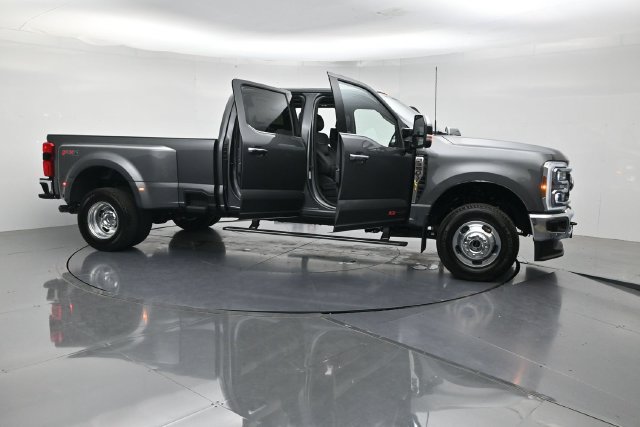 New 2026 Ford F350 Lariat w/ Lariat Ultimate Package AWD/4WD image 57