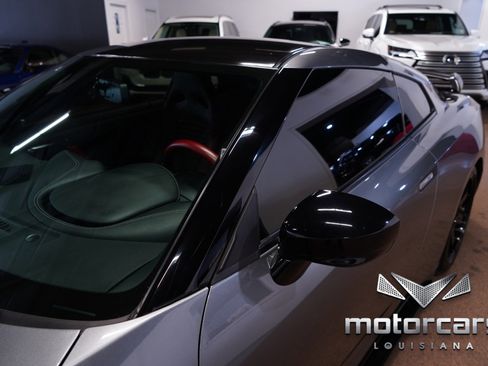 Used 2014 Nissan GT-R Black Edition image 13