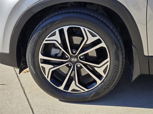 Used 2020 Hyundai Santa Fe SEL image 17