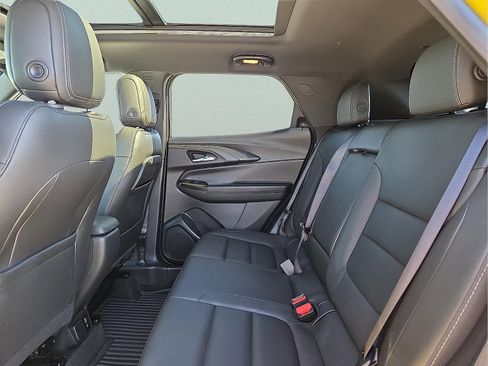 Used 2023 Chevrolet TrailBlazer ACTIV w/ Sun and Liftgate Package FWD image 10