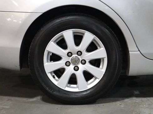 Used 2009 Toyota Camry Hybrid Sedan 4D image 4