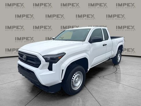 Used 2025 Toyota Tacoma SR RWD image 1
