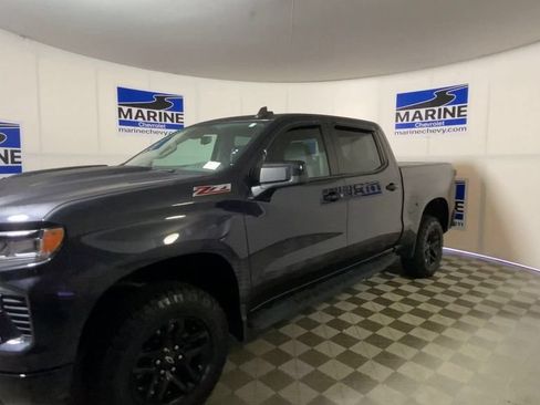 Used 2022 Chevrolet Silverado 1500 LT Trail Boss AWD/4WD image 6