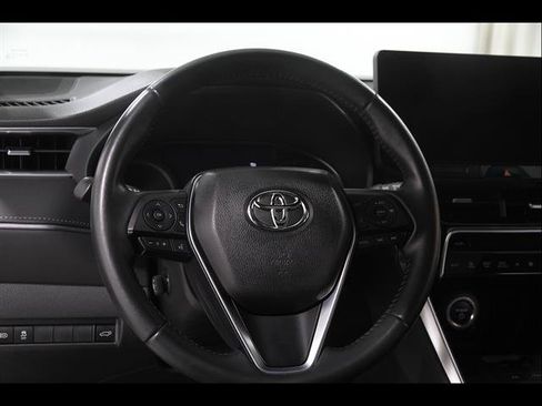 Used 2024 Toyota Venza Nightshade AWD/4WD image 7