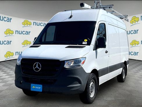 Used 2023 Mercedes-Benz Sprinter 2500 image 3