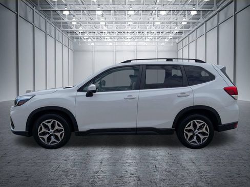 Used 2020 Subaru Forester Premium AWD/4WD image 14