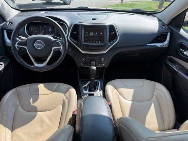 Used 2015 Jeep Cherokee Limited w/ Trailer Tow Group FWD image 11