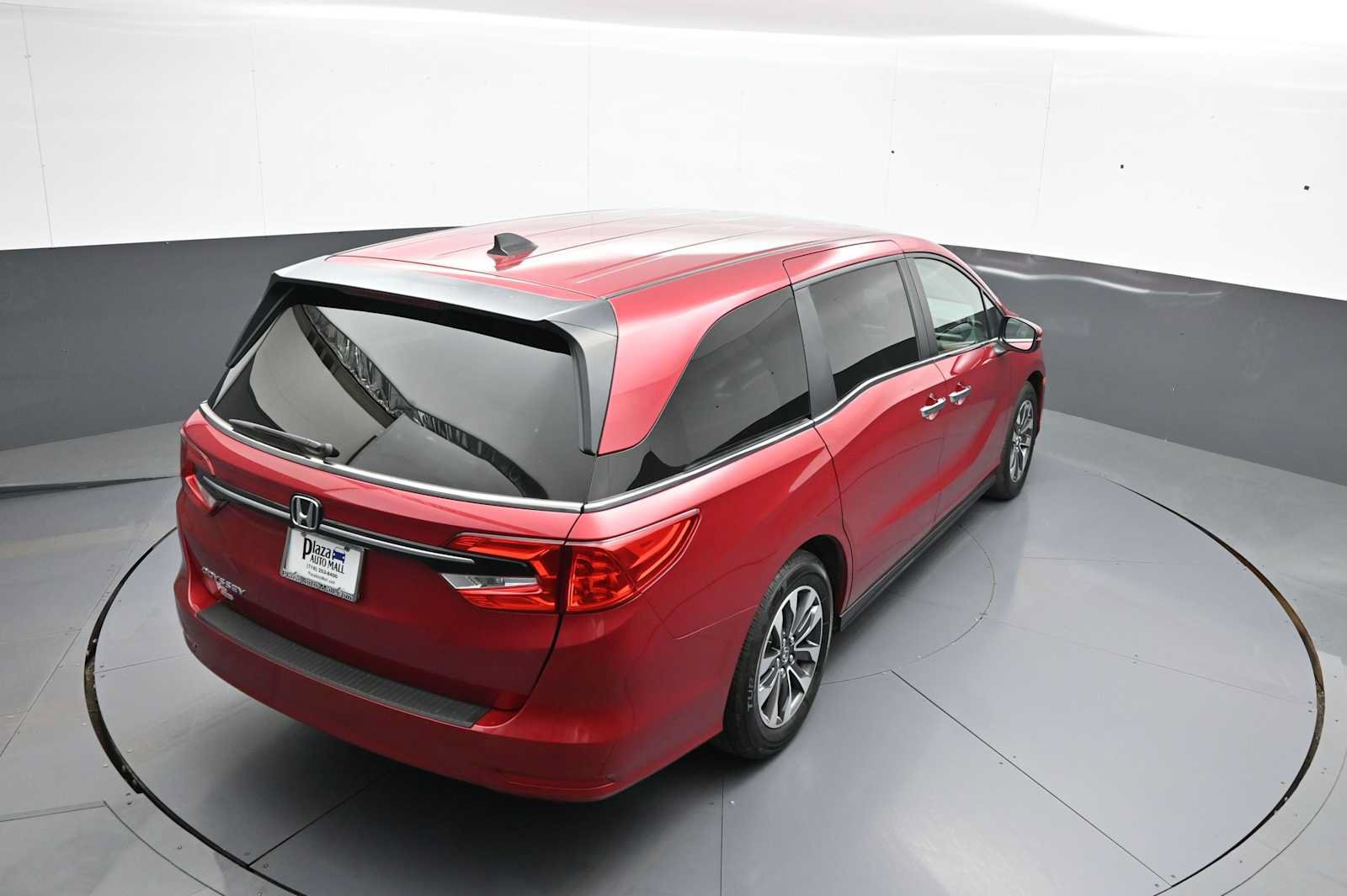 Certified 2024 Honda Odyssey EX-L image 41