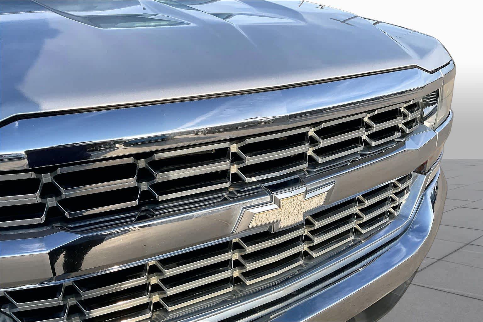Used 2018 Chevrolet Silverado 1500 LT w/ Texas Edition RWD image 28