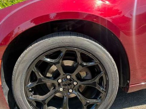 Used 2020 Chrysler 300 S RWD image 3