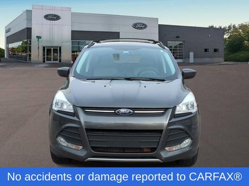 Used 2015 Ford Escape SE w/ Equipment Group 201A image 3