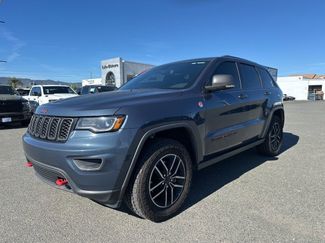 Used 2020 Jeep Grand Cherokee Trailhawk w/ Trailhawk Luxury Group video 2