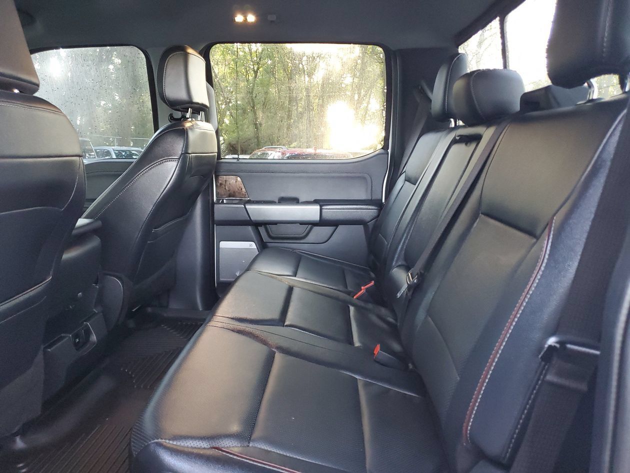 Used 2024 Ford F250 Lariat w/ Sport Appearance Package AWD/4WD image 11
