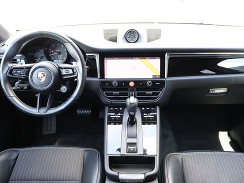 Certified 2023 Porsche Macan Turbo AWD/4WD image 23