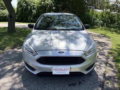 Used 2018 Ford Focus S FWD image 8