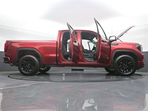 Used 2023 GMC Sierra 1500 Elevation image 61