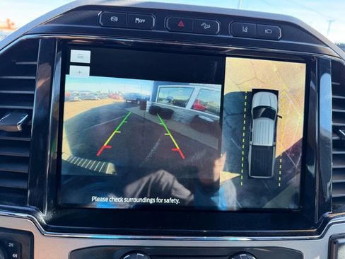 Used 2022 Ford F250 Lariat w/ Black Appearance Package image 25