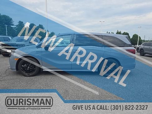 Used 2023 Honda Odyssey Sport image 5
