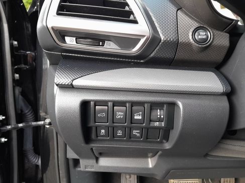 Used 2019 Subaru Forester Limited AWD/4WD image 15