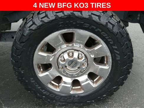 Used 2023 Ford F250 Lariat w/ Lariat Ultimate Package AWD/4WD image 4