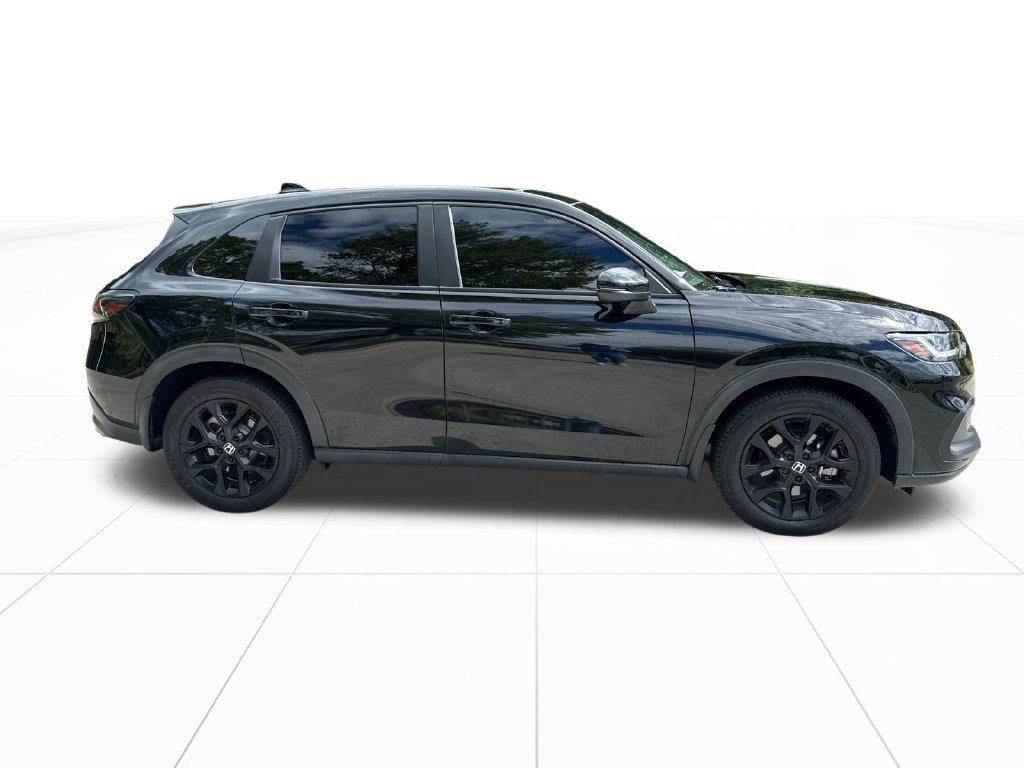 Certified 2025 Honda HR-V Sport image 10