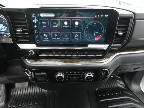 Used 2024 GMC Sierra 3500 SLE w/ SLE Convenience Package image 36