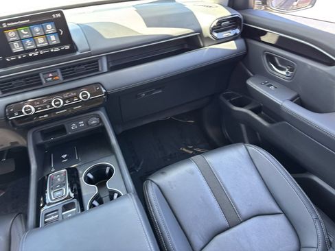 Certified 2025 Honda Pilot EX-L image 14