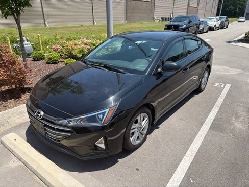 Used 2020 Hyundai Elantra SEL w/ Cargo Package (C1) FWD image 1