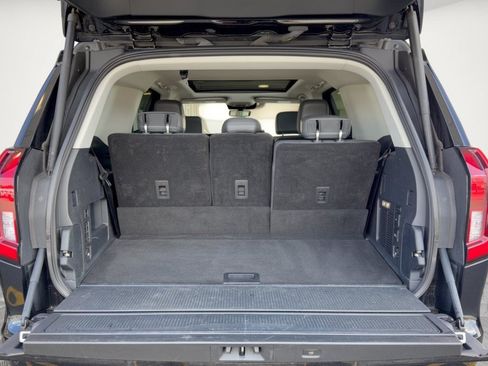 Used 2025 Ford Expedition Active AWD/4WD image 28